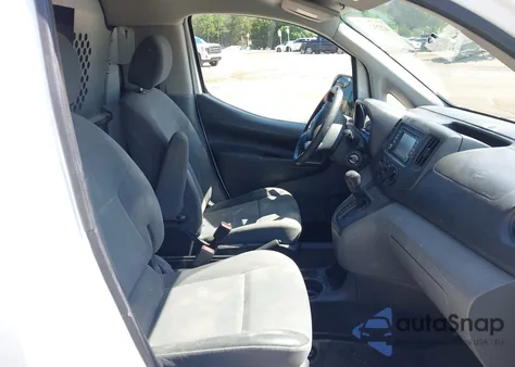 2018 Nissan Nv200 Sv z USA, uszkodzony, nr VIN 3N6CM0KN1JK700871